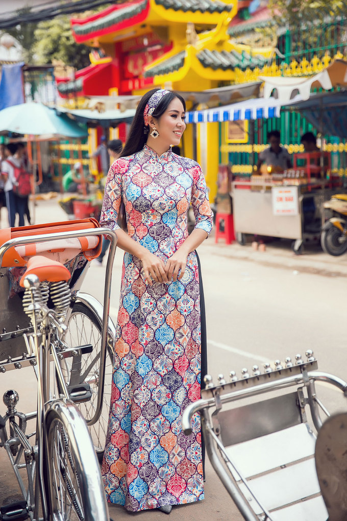 Áo dài Cô ba Sài Gòn thành hot trend đón Tết Nguyên đán