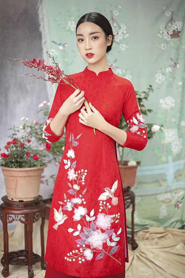 Đỗ Mỹ Linh gợi ý chọn áo dài cách tân mặc tết