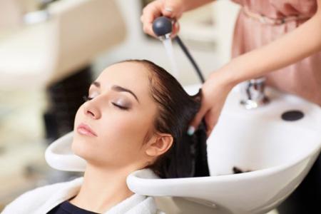 10 cách chăm sóc tóc sau khi uốn tại nhà