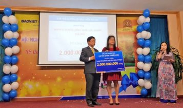 Khách hàng người Pháp được chi trả bảo hiểm nhân thọ 2 tỷ đồng