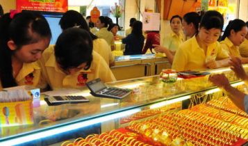 Giá vàng hôm nay 29/6: Thấp kỷ lục, vàng xuống đáy 1 năm