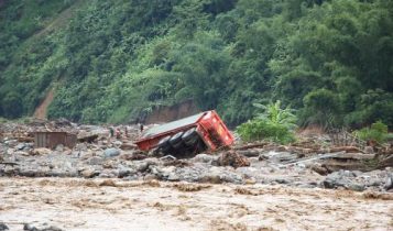 Dự báo thời tiết 4/8: Nguy cơ sạt lở, lũ quét vùng núi phía Bắc