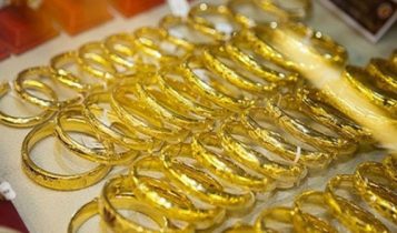 Giá vàng hôm nay 7/8: USD tăng vọt, dìm vàng xuống ngưỡng nhạy cảm