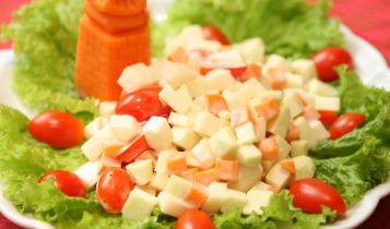 Thực đơn hàng ngày: Món salad cho vòng eo thon nhỏ