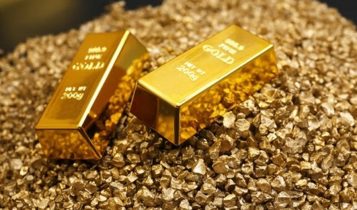 Vàng ngoi lên bất chấp USD tăng giá