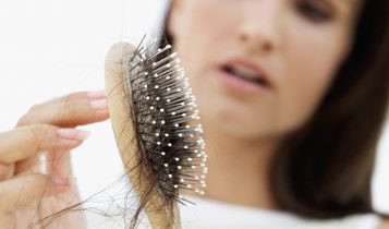 Cách giúp giảm rụng tóc do bệnh tuyến giáp