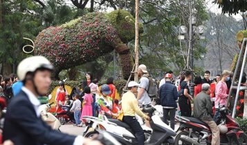 Thời tiết miền Bắc vẫn nắng chói chang