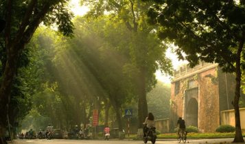 Thời tiết Hà Nội trời hửng năng