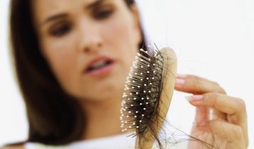 Nguyên nhân gây rụng tóc bất thường