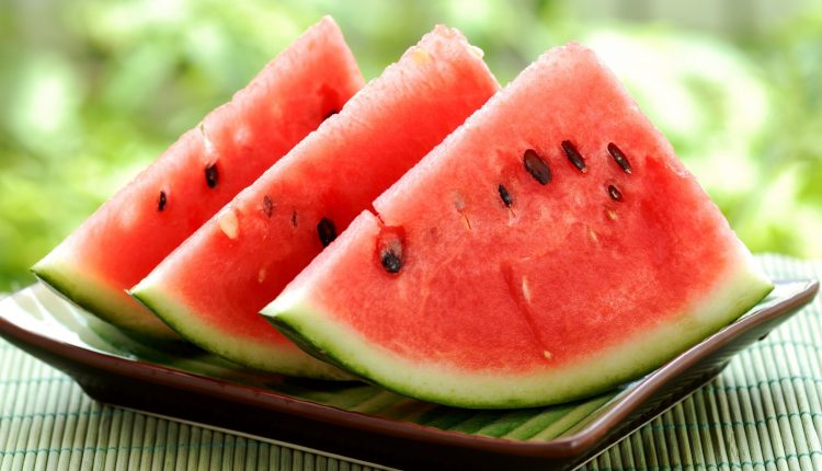 Loại rau quả giữ nước cho cơ thể mùa hè