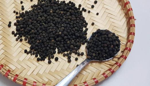 Giá tiêu 8/8: Giảm 500 đồng/kg