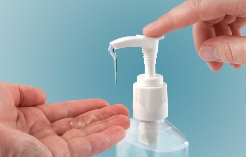 Sử dụng dung dịch vệ sinh phụ nữ sao cho đúng