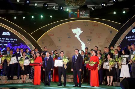 AkzoNobel được vinh danh trong danh sách 100 doanh nghiệp bền vững tại Việt Nam