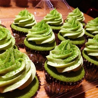 Thực đơn hàng ngày: Cupcake trà xanh cho đêm noel