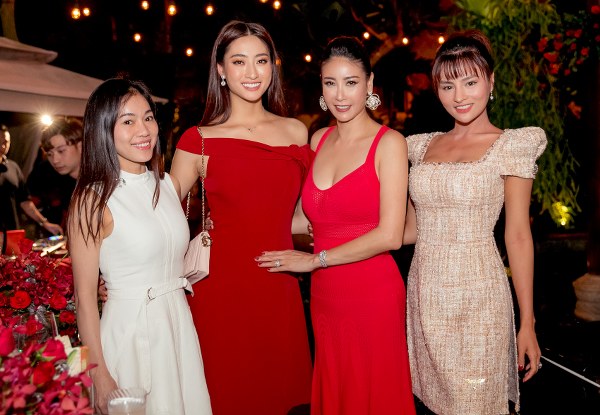 Sao Việt thăm nhà Hoa hậu Hà Kiều Anh và quẩy tưng bừng