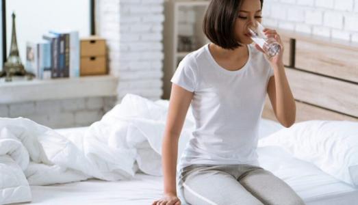 Bữa ăn và uống nước trong mùa dịch COVID-19