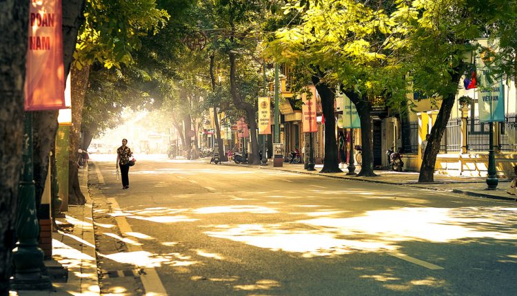 Thời tiết hôm nay nắng ấm