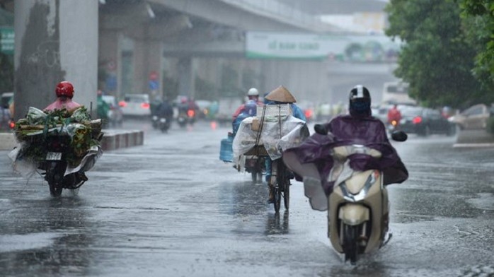 Thời tiết hôm nay 30/6/2020 Hà Nội vẫn nắng nóng, chiều dịu mát nhờ mưa dông