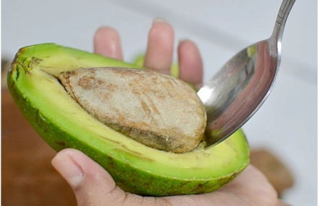 Ăn bơ đừng dại mà mắc phải những sai lầm này