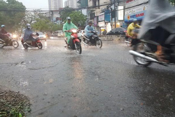 Dự báo thời tiết ngày 3/8/2020: Hà Nội mưa to