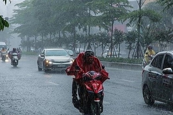 Dự báo thời tiết ngày 14/8/2020: Hà Nội mưa rào