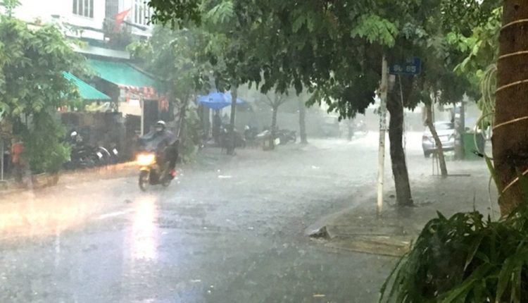 Dự báo thời tiết ngày 19/8/2020: Bắc Bộ vẫn mưa to