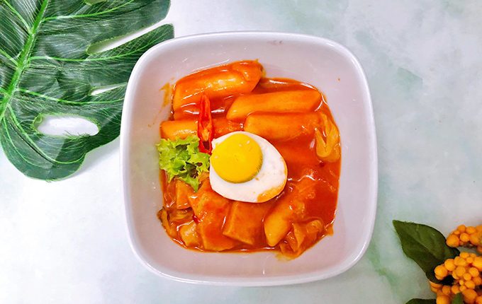 Thực đơn hàng ngày: Bánh gạo tteokbokki xào cay kiểu Hàn