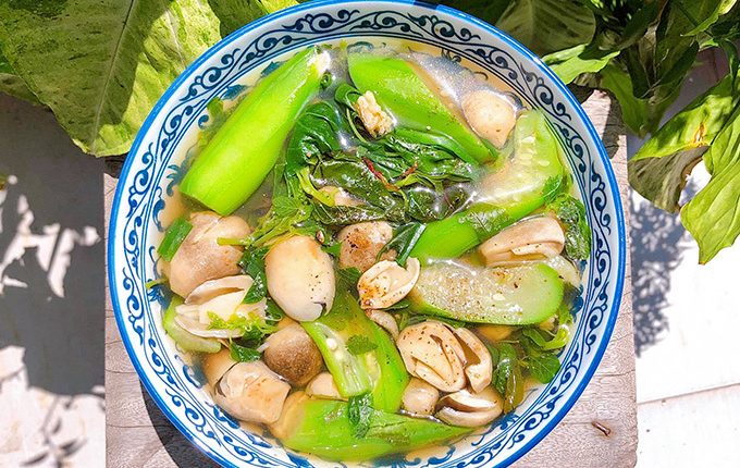 Thực đơn hàng ngày: Canh rau dền