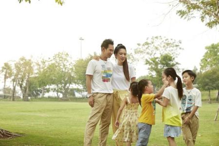 Gia đình Lý Hải – Minh Hà dạo chơi đầy hạnh phúc