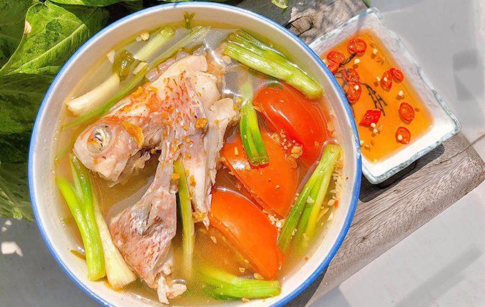 Thực đơn hàng ngày: Canh đầu cá hồng