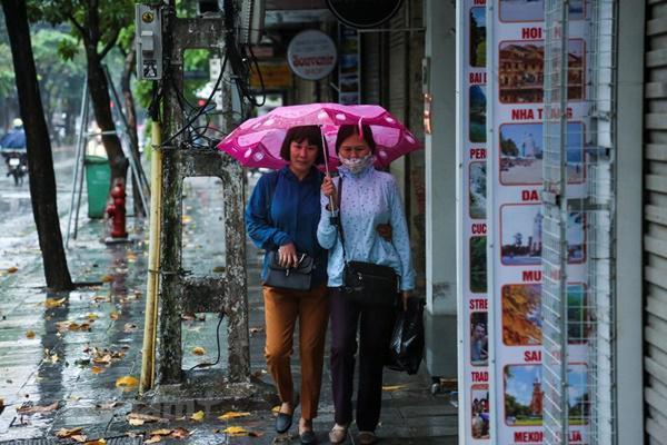 Dự báo thời tiết ngày 4/4/2021: Bắc Bộ có mưa dông