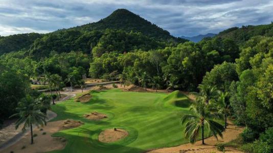 Laguna Golf Lăng Cô và phong trào gôn trẻ cùng Faldo Series