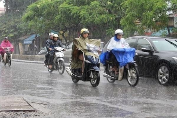 Dự báo thời tiết ngày 6/6/2021: Bắc Bộ mưa giông, Trung Bộ nắng nóng kéo dài