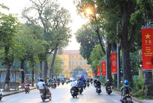 Dự báo thời tiết ngày 20/7/2021: Bắc Bộ nắng, Nam Bộ mưa giông