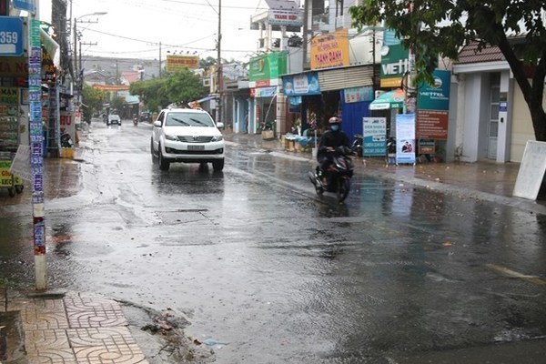 Dự báo thời tiết ngày 11/8/2021: Hà Nội mưa giông rải rác