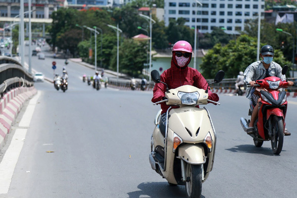 Dự báo thời tiết ngày 23/8/2021: Hà Nội nắng chói chang