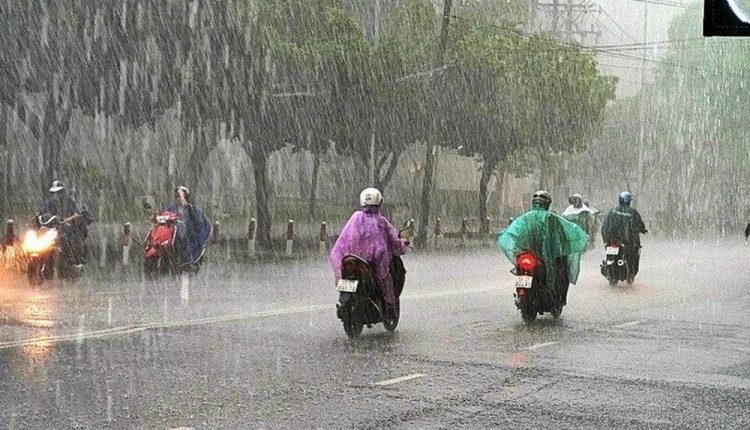 Dự báo thời tiết ngày 7/11/2021: Miền Bắc mưa to, hứng đợt rét đậm mới
