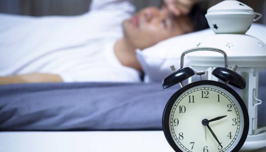 Triệu chứng bất thường khi đi ngủ cảnh báo bệnh thận đang tiến triển nặng