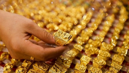 Giá vàng ngày 25/12/2021: Cuối tuần tăng nhẹ