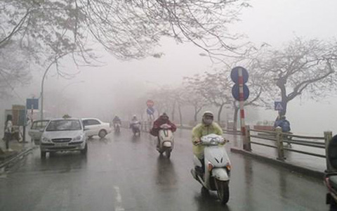 Dự báo thời tiết ngày 23/3/2022: Hà Nội hứng mưa to, chuyển rét 16 độ