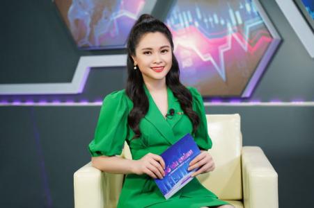 BTV Khánh Ly hé lộ BST NFT đầu tiên 