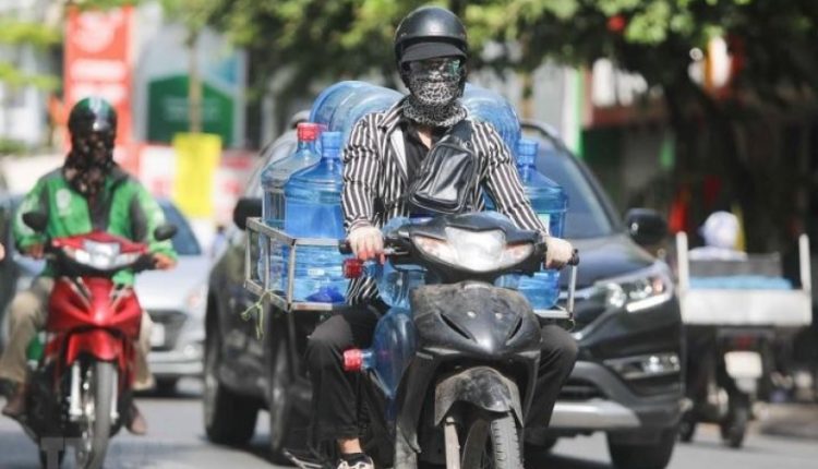 Dự báo thời tiết ngày 27/7/2022: Bắc và Trung Bộ tiếp diễn nắng nóng, Hà Nội vẫn 37 độ