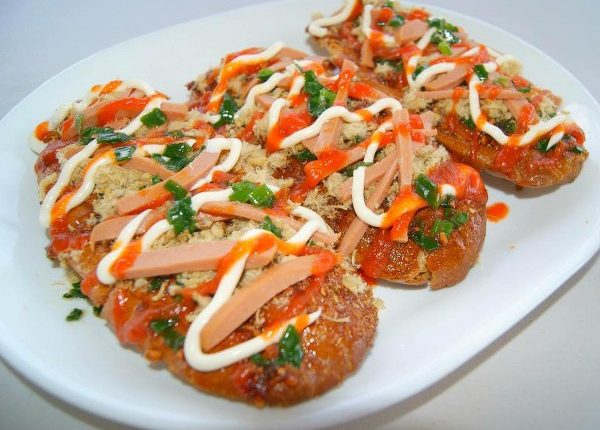 Thực đơn hàng ngày: Bánh mì nướng muối ớt