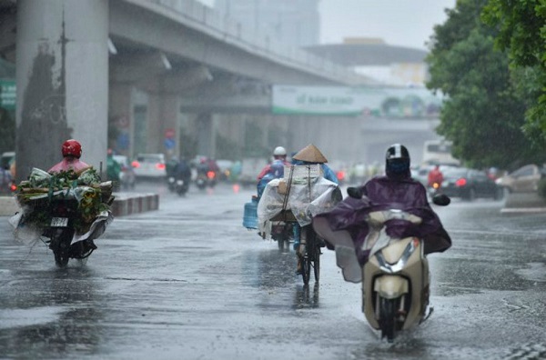 Dự báo thời tiết ngày 24/8/2022: Hà Nội có mưa to, TP.HCM vẫn mưa giông vào chiều tối