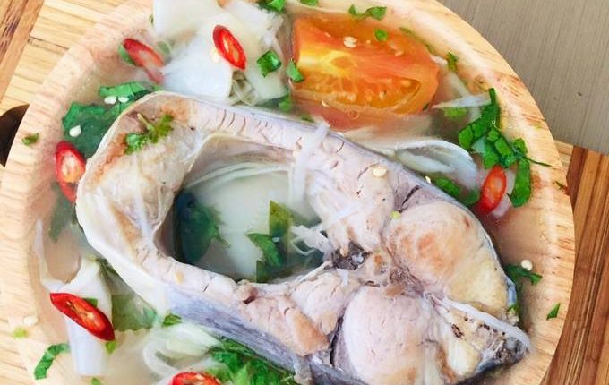 Thực đơn hàng ngày: Canh cá hú măng chua