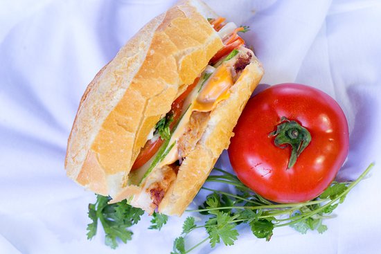 Thực đơn hàng ngày: Bánh mì gà phô mai