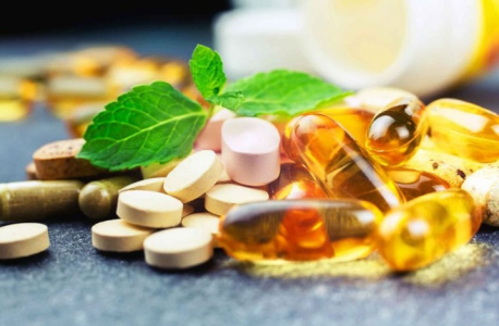 5 loại vitamin có thể gây hại gan, tác dụng ngược nếu uống sai