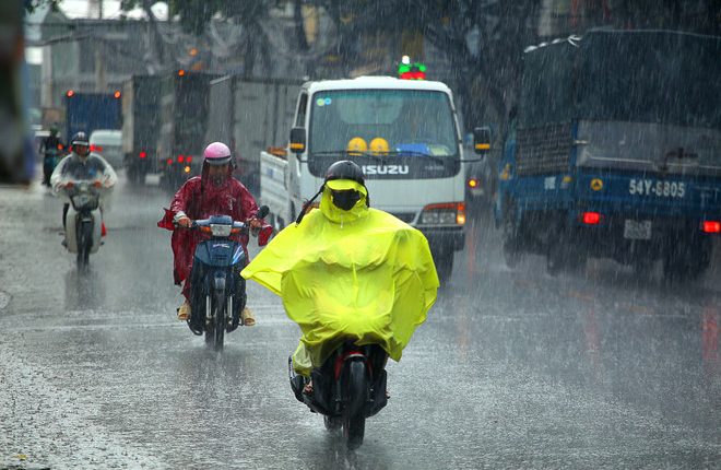 Dự báo thời tiết ngày 3/10/2022: Mưa giông trải dài từ Bắc vào Nam