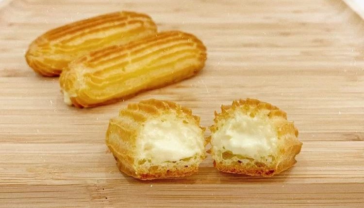 Thực đơn hàng ngày: Bánh éclair