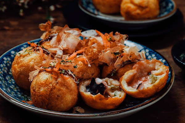 Thực đơn hàng ngày: Bánh Takoyaki